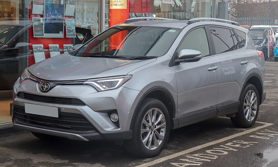2017 Toyota RAV4 Excel TSS VVT-I Automatic 2.0 Front.jpg