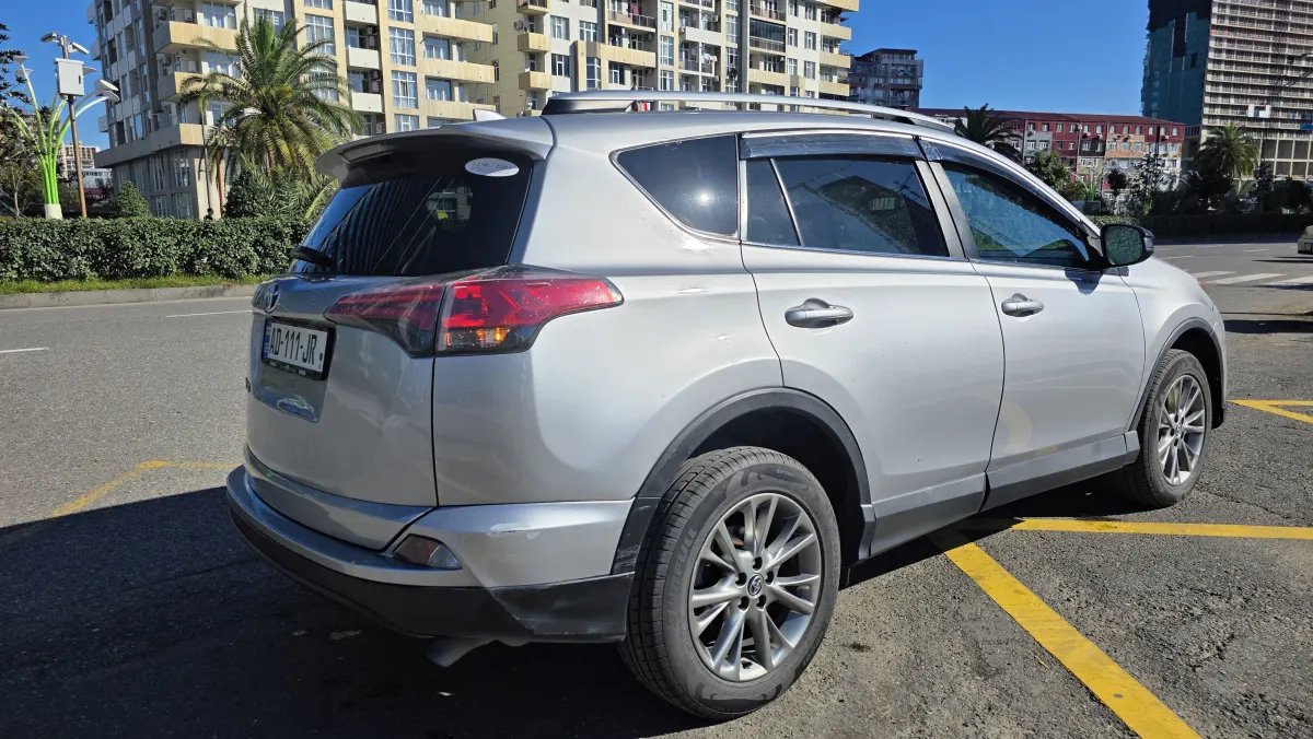 TOYOTA RAV4