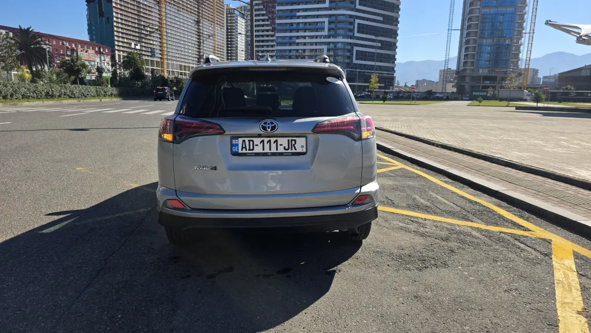 TOYOTA RAV4