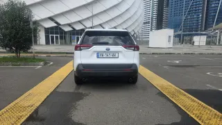 TOYOTA RAV4 2023 — автомобиль для аренды