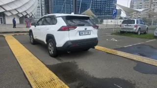 TOYOTA RAV4 2023 — автомобиль для аренды