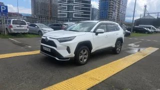 TOYOTA RAV4 2023 — автомобиль для аренды