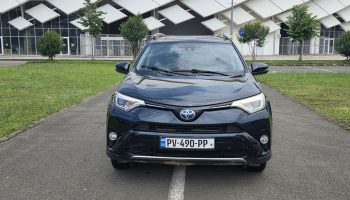 Toyota RAV4 Hybrid – Аренда авто Батуми