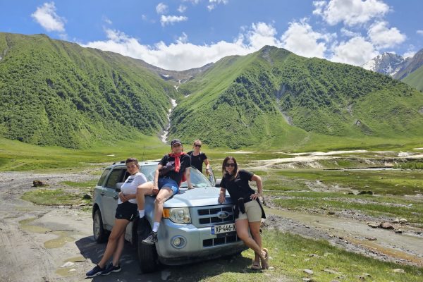 ford escape for rent in Batumi – Adjara Cars