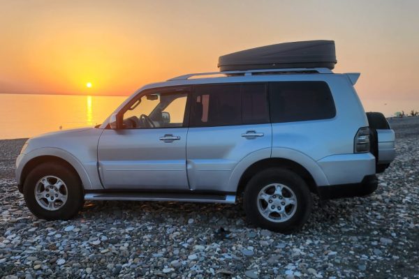 mitsubishi pajero
