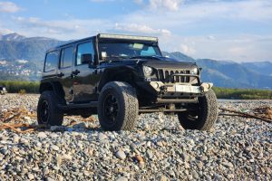 car rental in batumi, Jeep Wrangler
